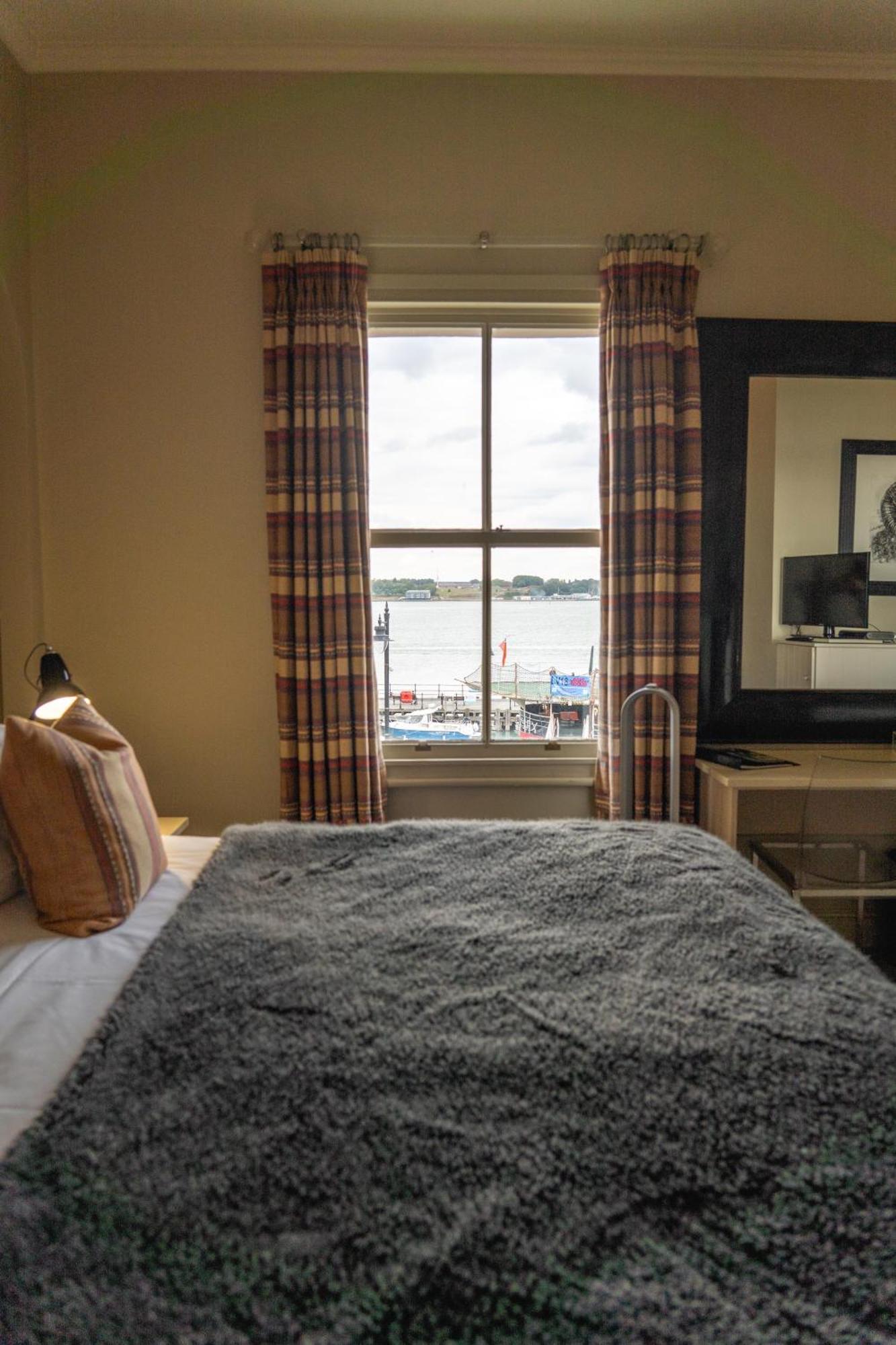 The Pier Hotel Harwich Esterno foto