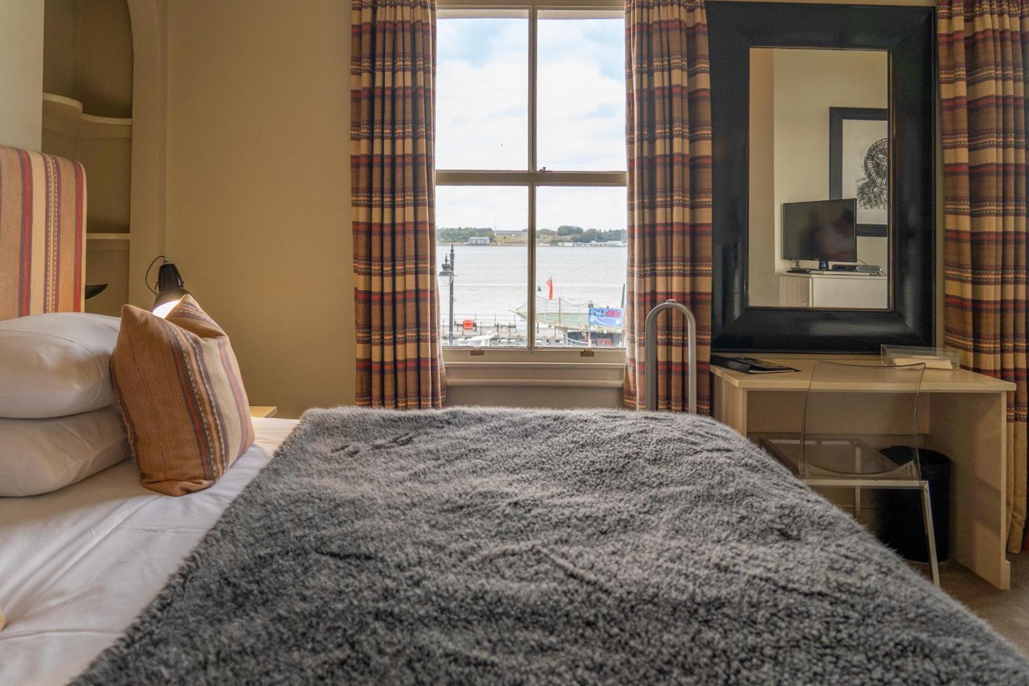 The Pier Hotel Harwich Esterno foto